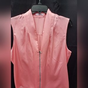 NWT $88 T Tahari Blush Blouse L Sleeveless